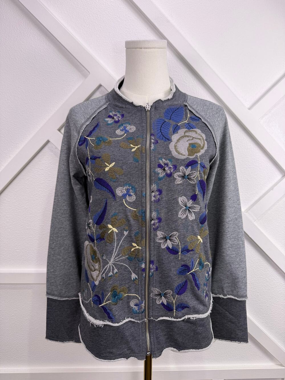 Sundance Embroidered Floral Zip Up Sweatshirt Jacket Gray Raw Edge XS